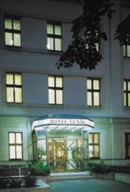 Hotel LUNÍK 4.11.2000 Praha